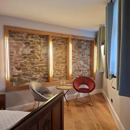 אורחן Gaestehaus Gruener Baum אוסטריך-ווינקל