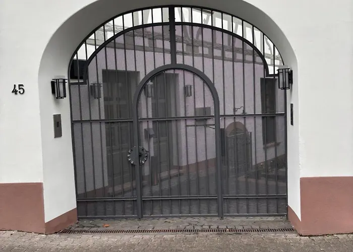 여관 Gaestehaus Gruener Baum 웨스트리크윈켈