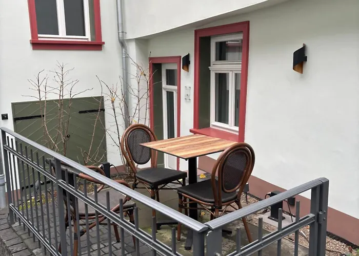 Gaestehaus Gruener Baum 여관 웨스트리크윈켈