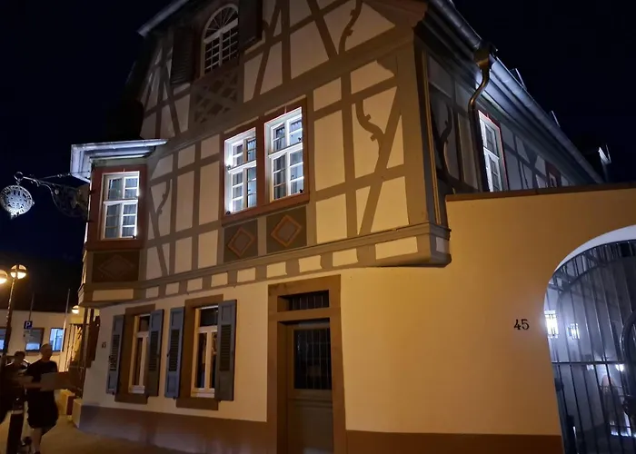 Gaestehaus Gruener Baum Herberg *