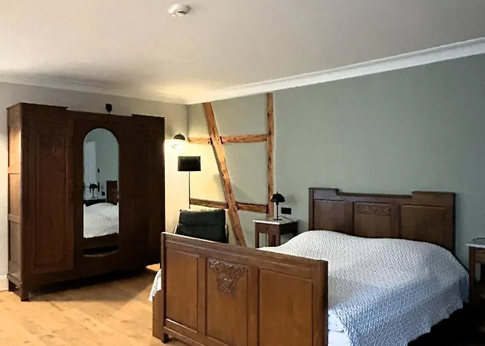 Gaestehaus Gruener Baum * Oestrich-Winkel